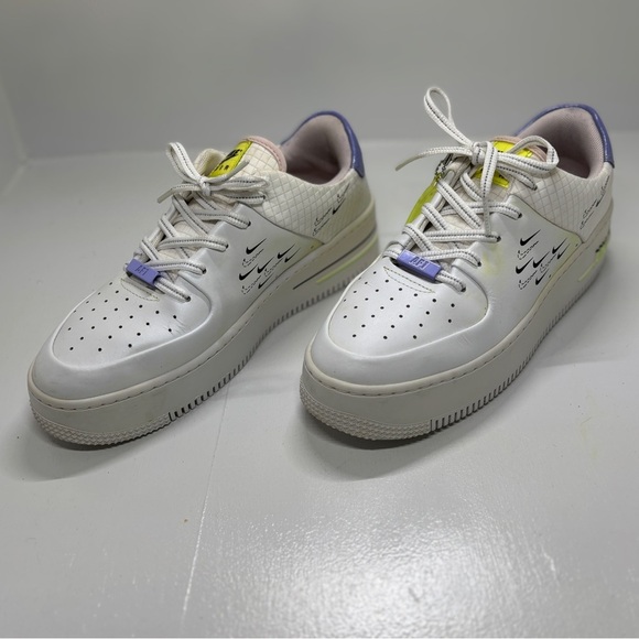 Nike Shoes - Women’s Nike Air Force 1 sage low size 8 1/2